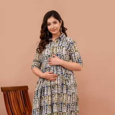 Women feeding kurti dress