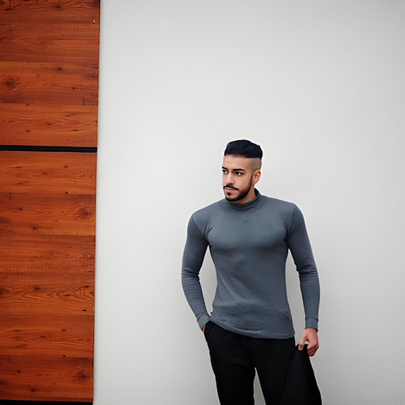 From Basic to Bold: Styling Tips for Men's Full-Sleeve T-Shirts